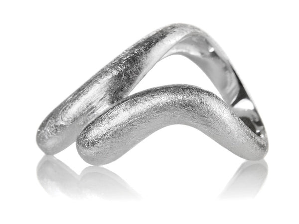 Brushed Bilbao Parallel Ring