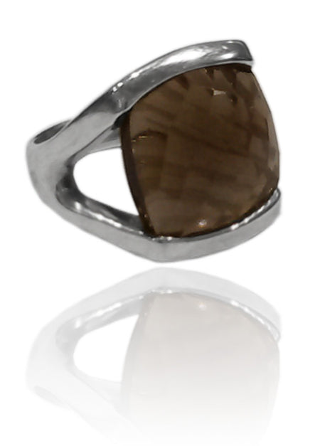 Thin Amazon Pearl Ring